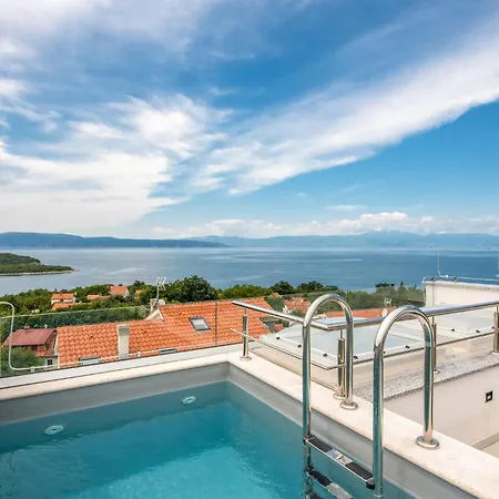 Stunning Home In Njivice Casa vacanze Njivice